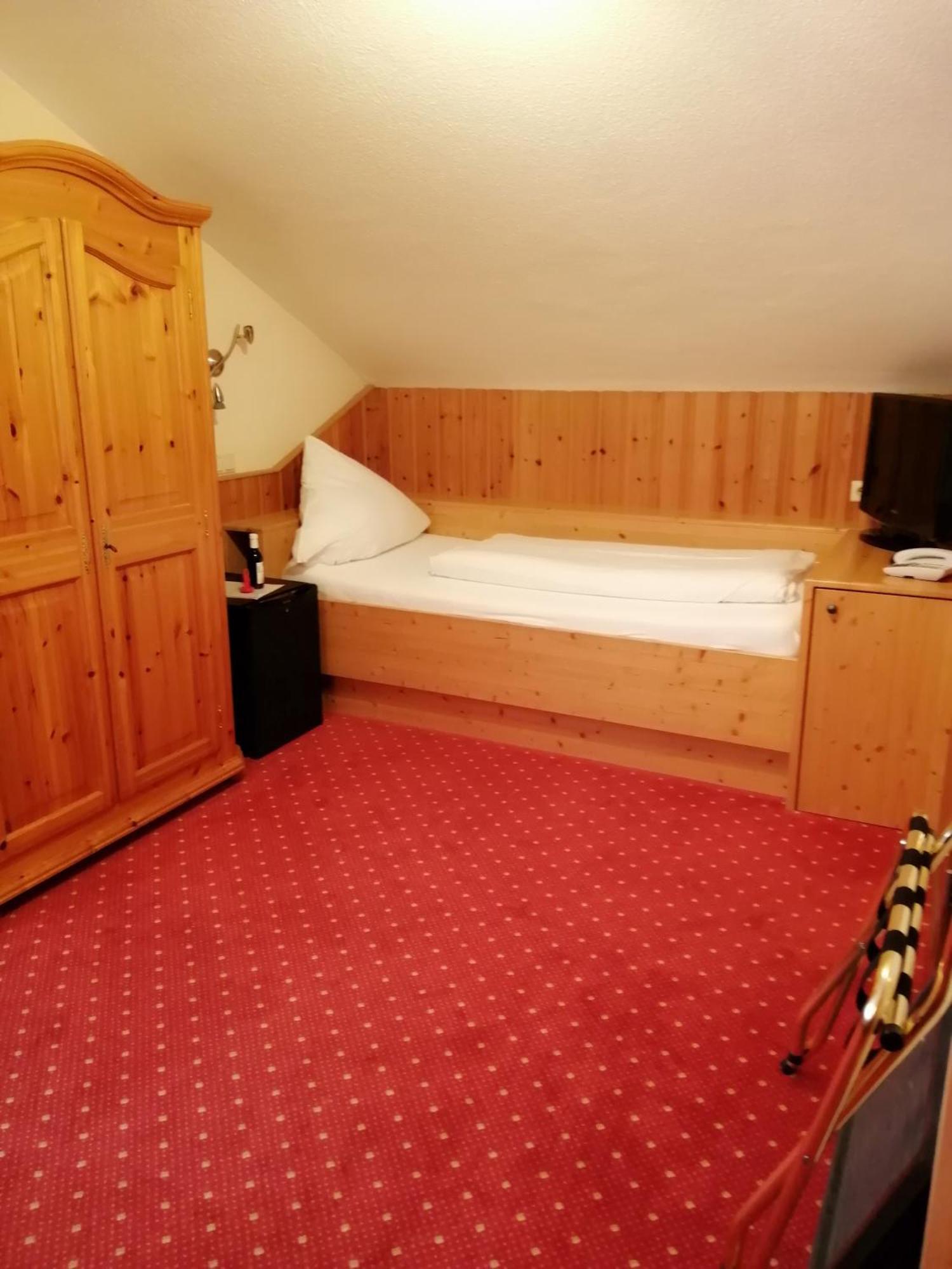 Guest house Am Kurpark 3*