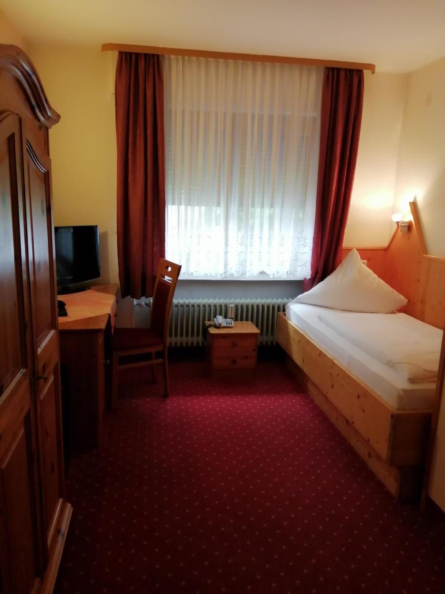 Guest house Am Kurpark 3*